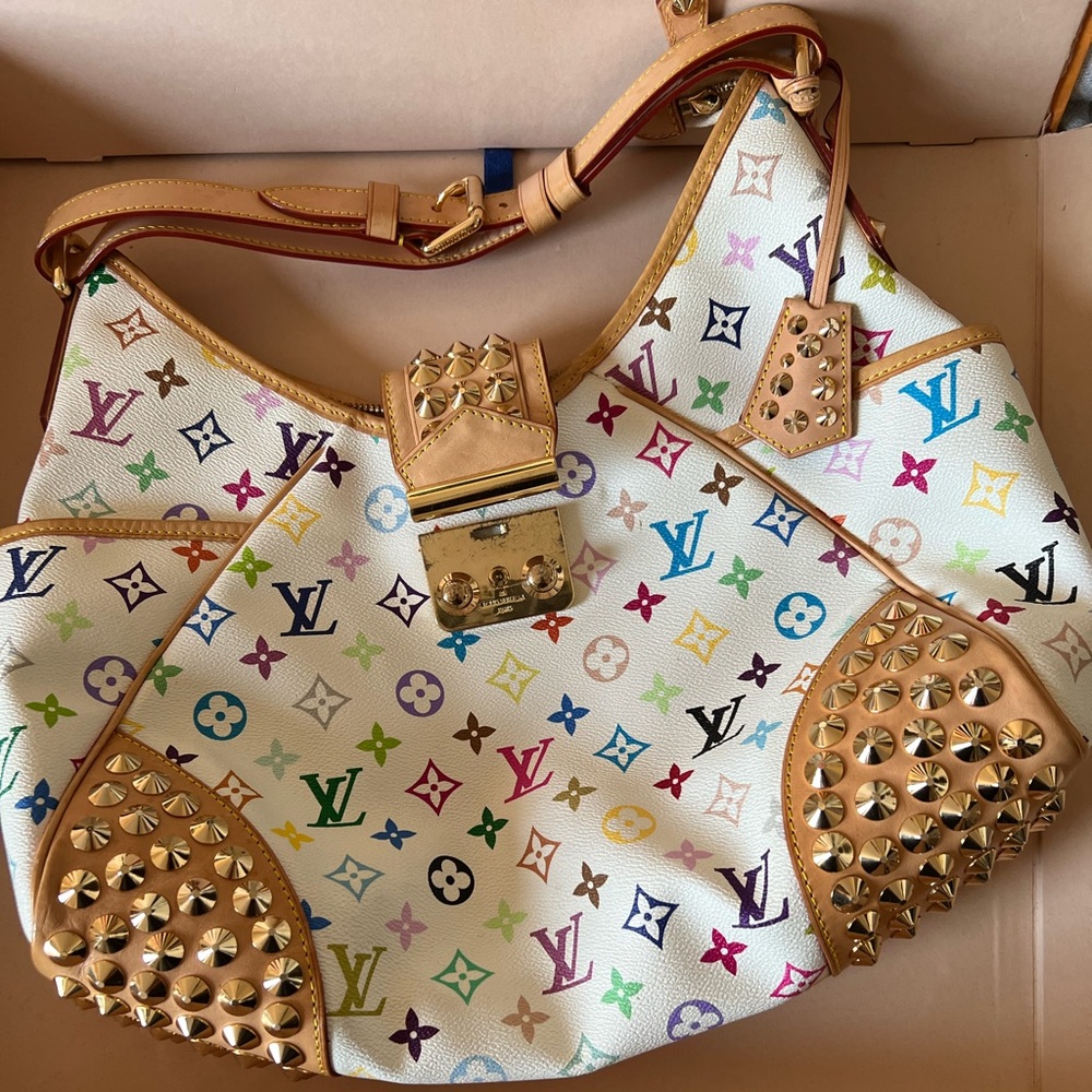 LV Chrissy